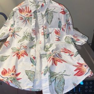 Men’s white shirt button up